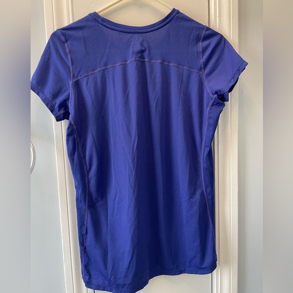 Nike Dri Fit Tee Shirt - Picture 2 of 3